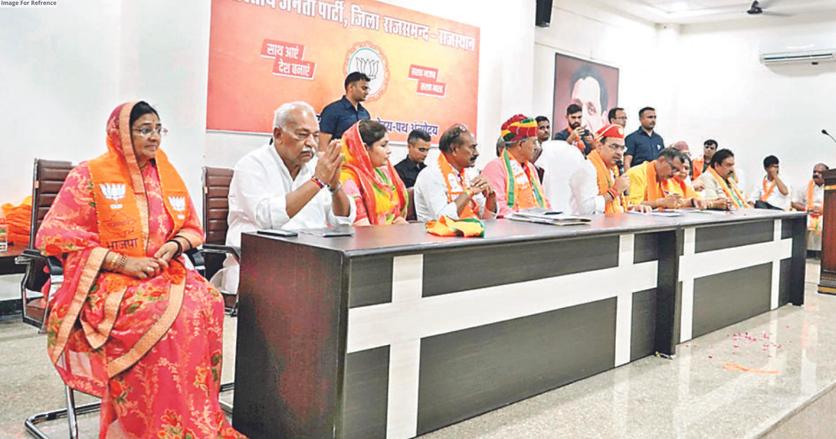 CM to workers: Stand united, secure more votes this time